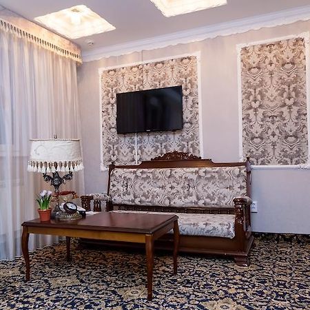 Hotel General Ekibastuz Chambre photo